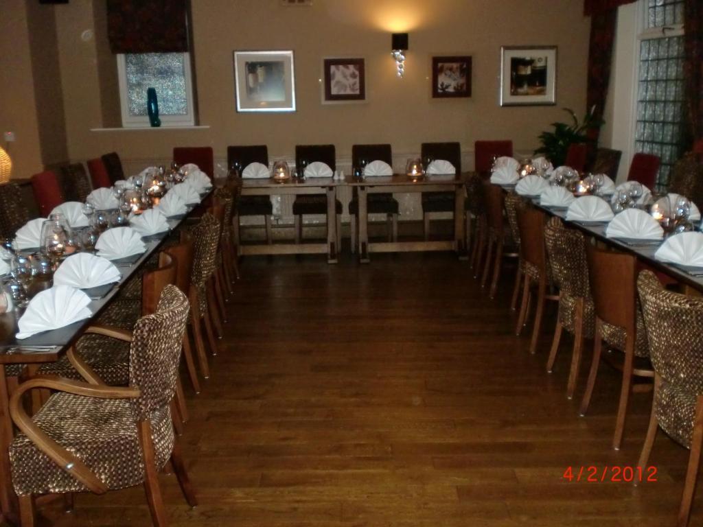 The Black Bull Inn Седбер Екстериор снимка