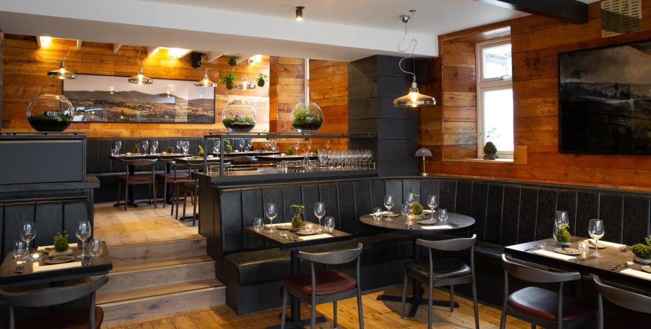 The Black Bull Inn Седбер Екстериор снимка
